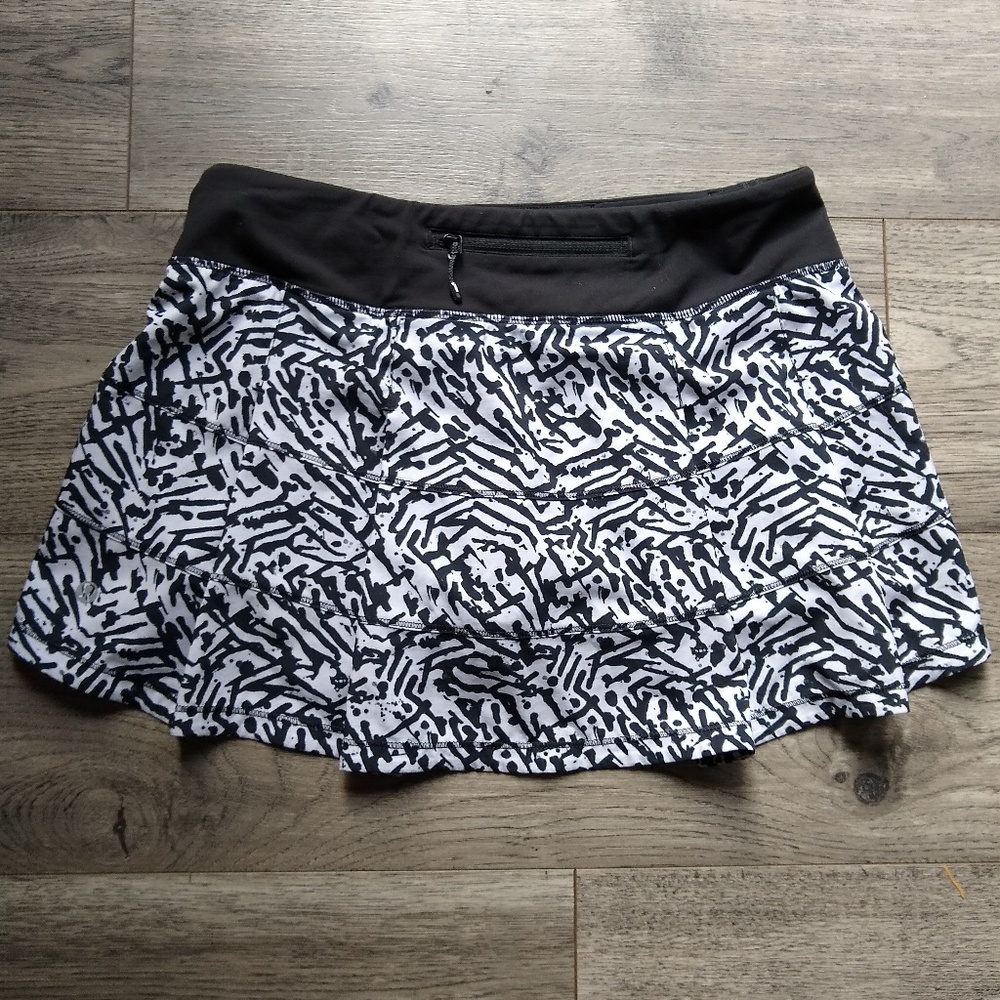 EUC Lululemon Skort